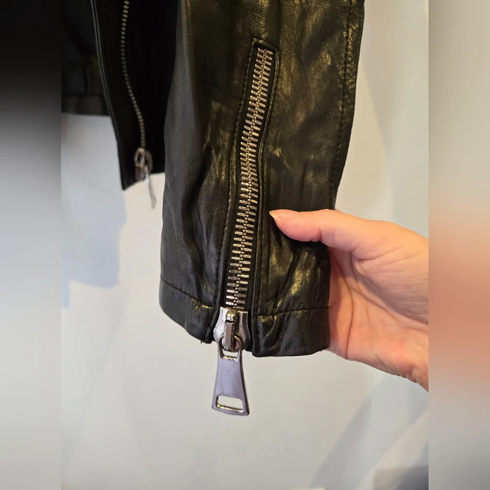 Peruzzi Leather Moto Jacket Size 38 - Picture 7 of 11